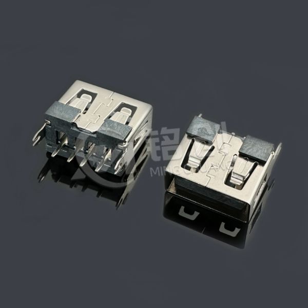 AF2.0 立插 10.0mm 直边 铁壳 黑胶 LCP USB接口